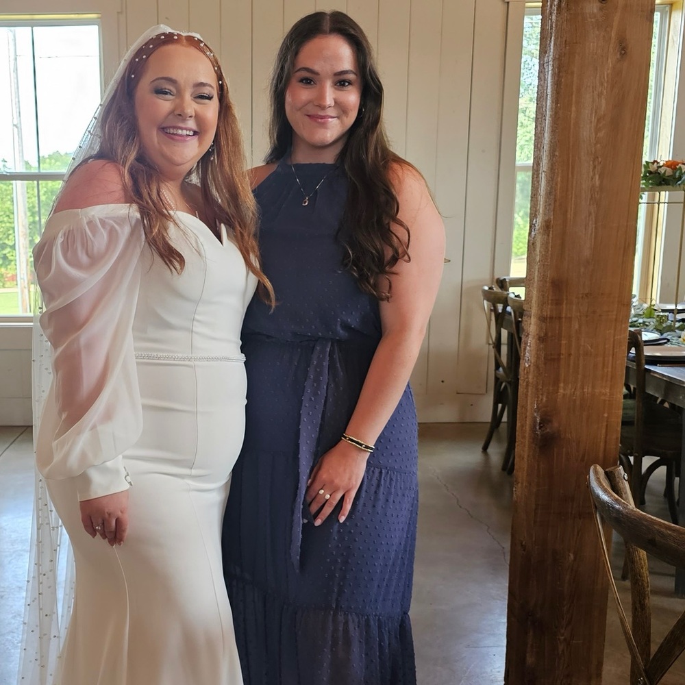 Meet your Posher, Caitlin